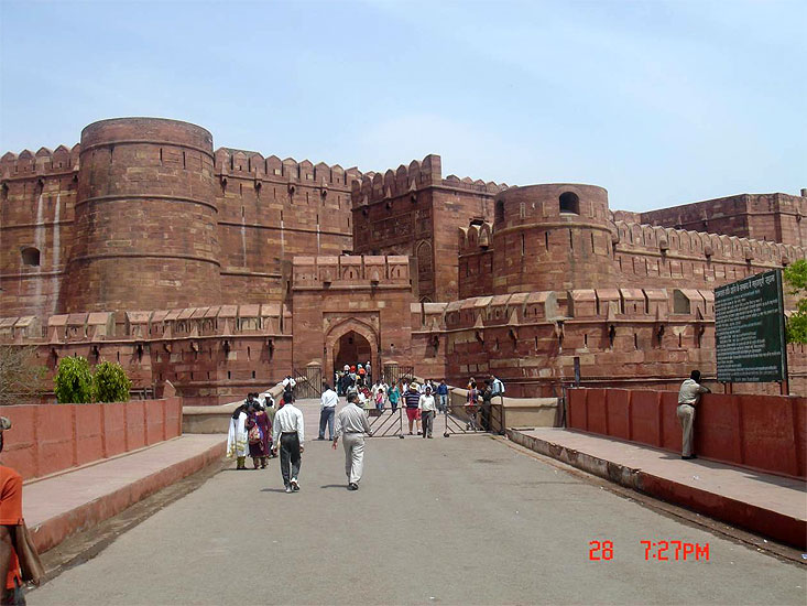Agra: pevnost vedle Tádž-Mahálu, návštěva Indie 30.3. – 3.4.2008