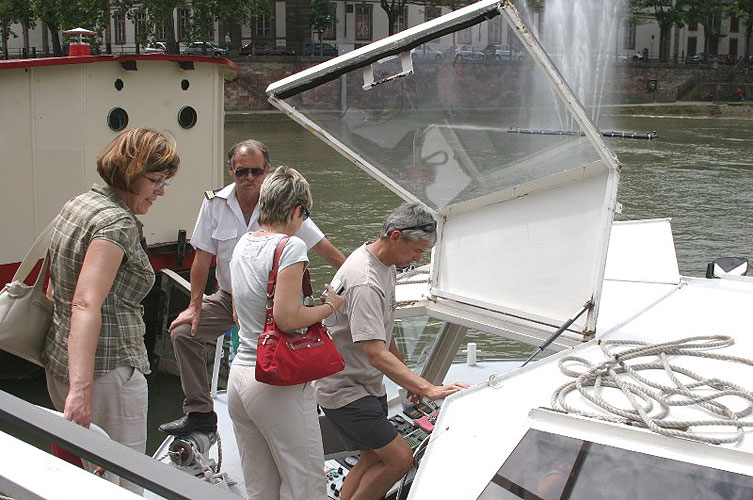 Nalodění na řece Ill, jihočeši navštívili 18. a 19. června 2008 Štrasburk na pozvání europoslance Jaroslava Zvěřiny, foto: Roman Růžička