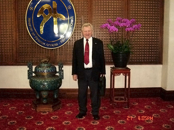 Jaroslav Zvěřina na Ministerstvu zahraničních věcí v Taipei, Taiwan 29. - 31.10.2008