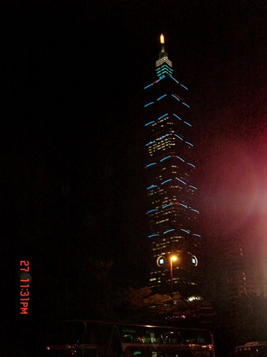 Noční pohled navěž 101 v Taipei, Taiwan 29. - 31.10.2008