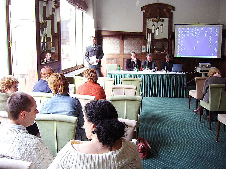 Tisková konference Sexuologické společnosti ČLS a Společnosti pro podporu sexuologie na téma "potravinové doplňky", 1. března 2006, Hotel Paříž, Praha