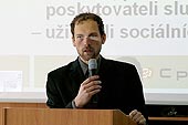 Daniel Rosecký, pracovní setkání komunálních politiků Karlovarského kraje, 28.4.2006, Krajská knihova Karlovy Vary, foto: Lubor Mrázek | 