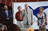 Volební mítink, Žižkovo náměstí v Táboře, Zleva: Pavel Eybert, Jaroslav Zvěřina, Václav Klaus a Dáša Karlovská, rok 1998 | 