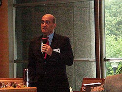 Walid Phares - pracovní snídaně, delegace Evropského parlamentu v Japonsku 27.5. - 1.6. 2007 | 